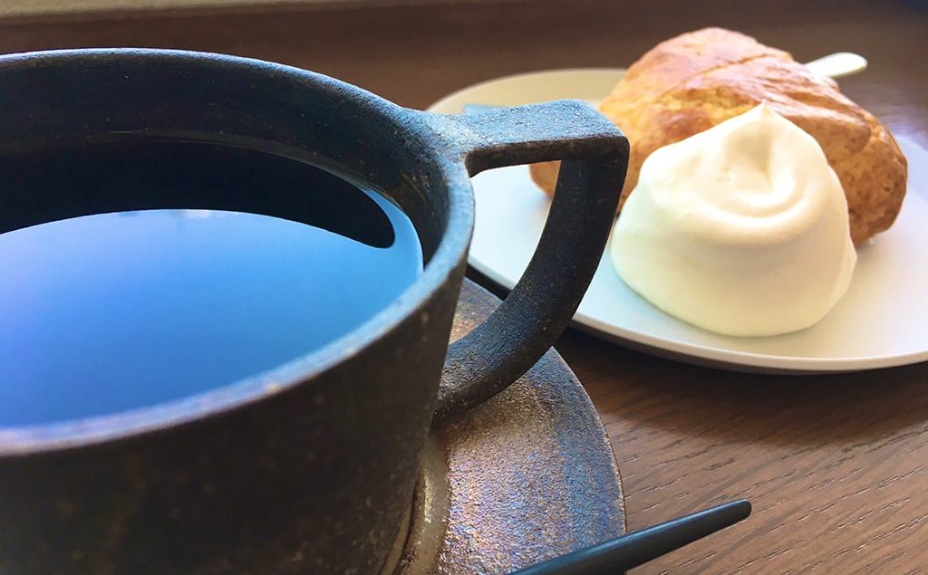 札幌のカフェで見つけた素敵な陶器のマグカップ・うつわまとめ | A Day in the Cafe│札幌でカフェのある暮らしを楽しむメディア