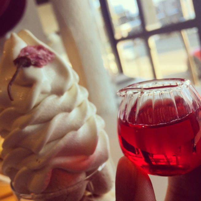 TSURU CAFE 札幌カフェ 円山