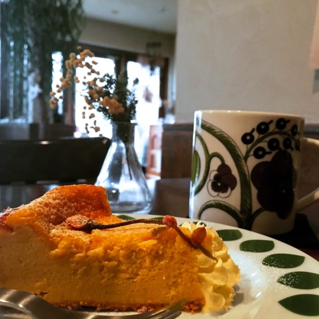 Cafe NU 札幌カフェ 桜のベイクドチーズケーキ