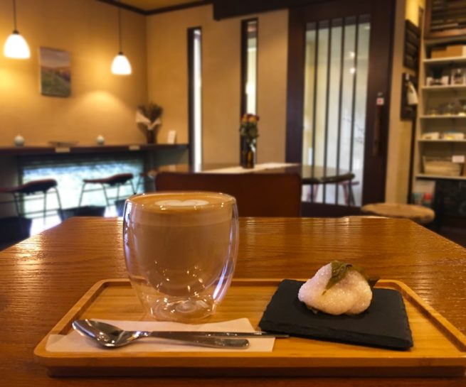 CLAXON Coffee Roasters 札幌カフェ 福住