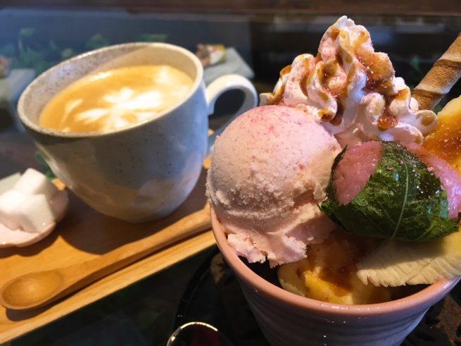 カフェリトルマアム Cafe Little maam 桜パフェ 札幌カフェ