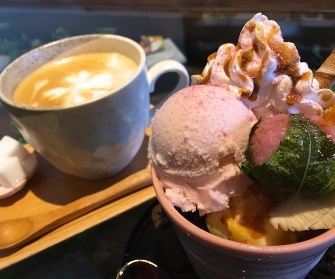 カフェリトルマアム Cafe Little maam 桜パフェ 札幌カフェ